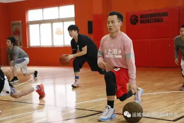 业余爱好者如何提高篮球才华_1